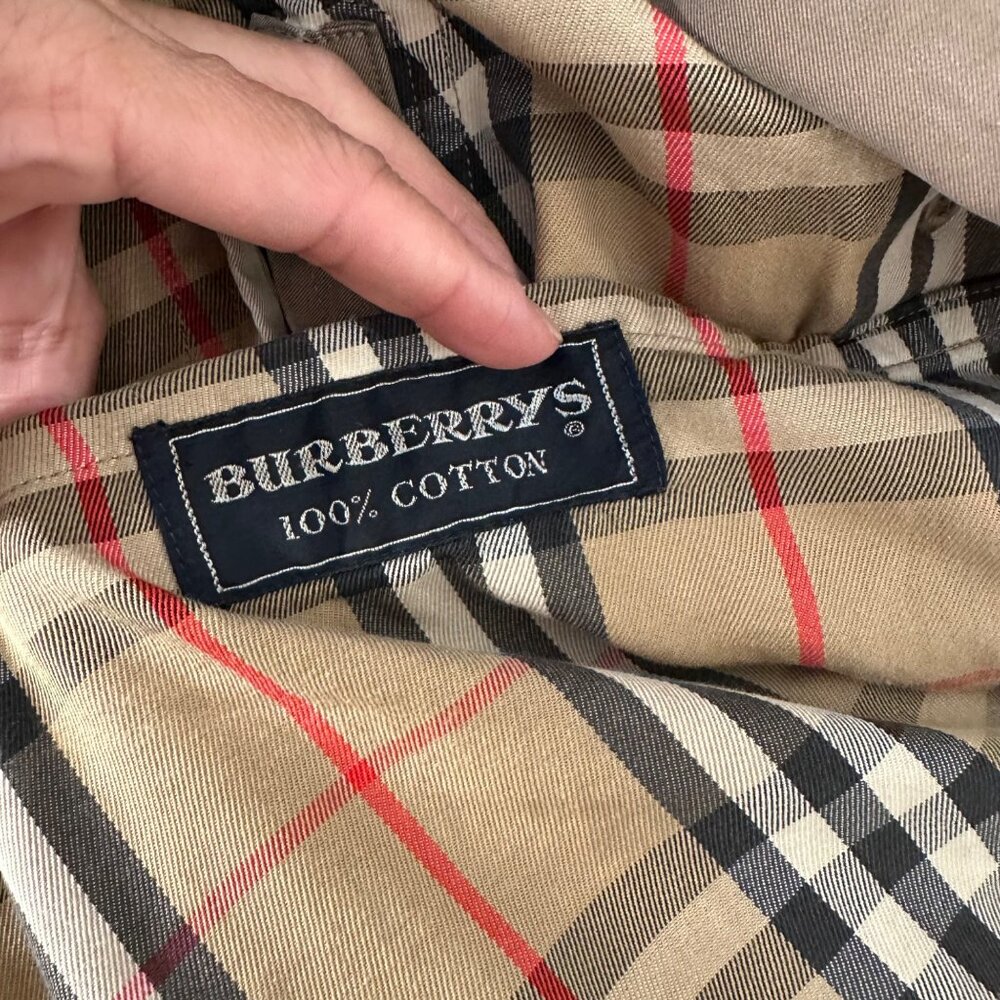 Vintage Burberry Trench Coat Peter Pan Neckline Double Breasted Cotton Buckle M - Picture 11 of 16